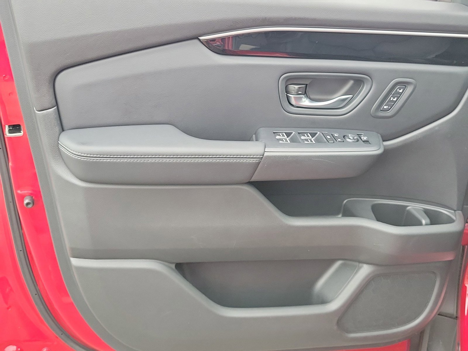 Used 2023 Honda Pilot Touring image 13
