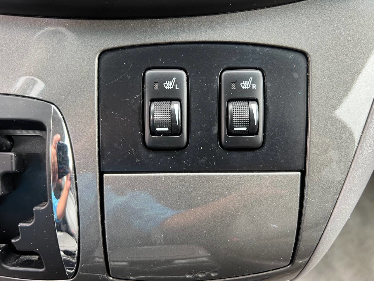 Used 2009 Toyota Sienna XLE FWD image 14