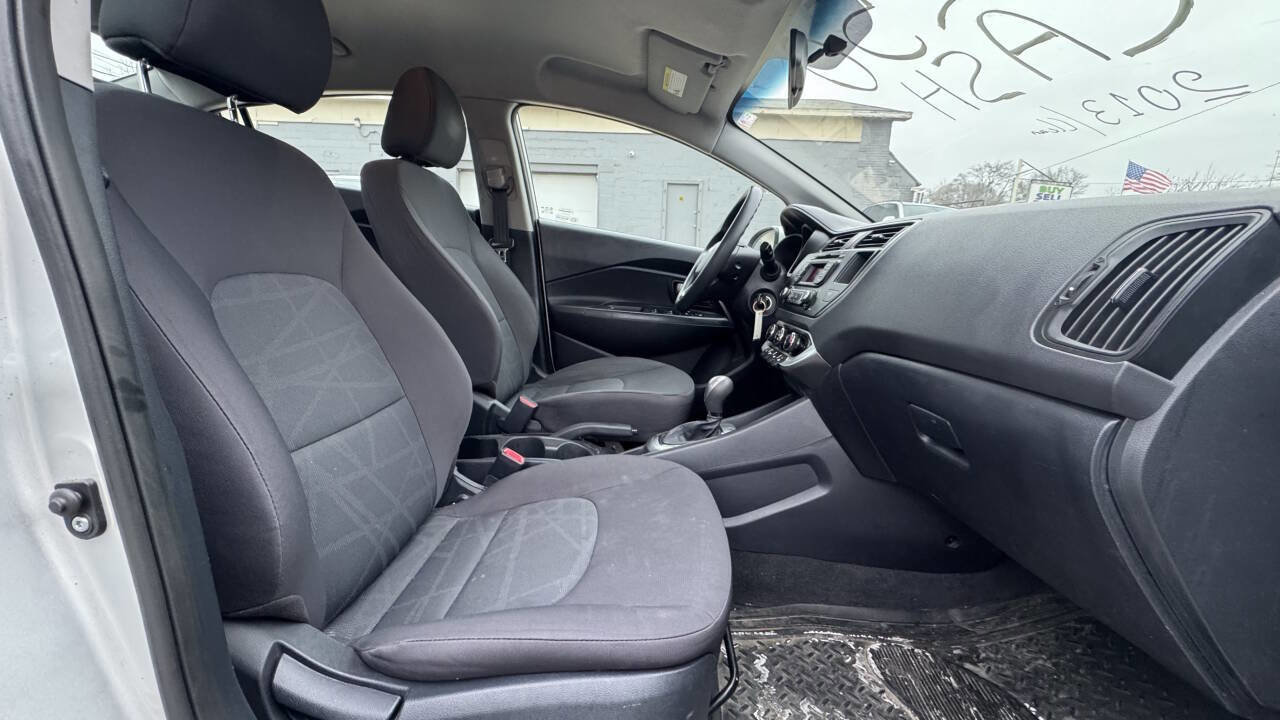 Used 2013 Kia Rio LX w/ PWR Pkg image 7