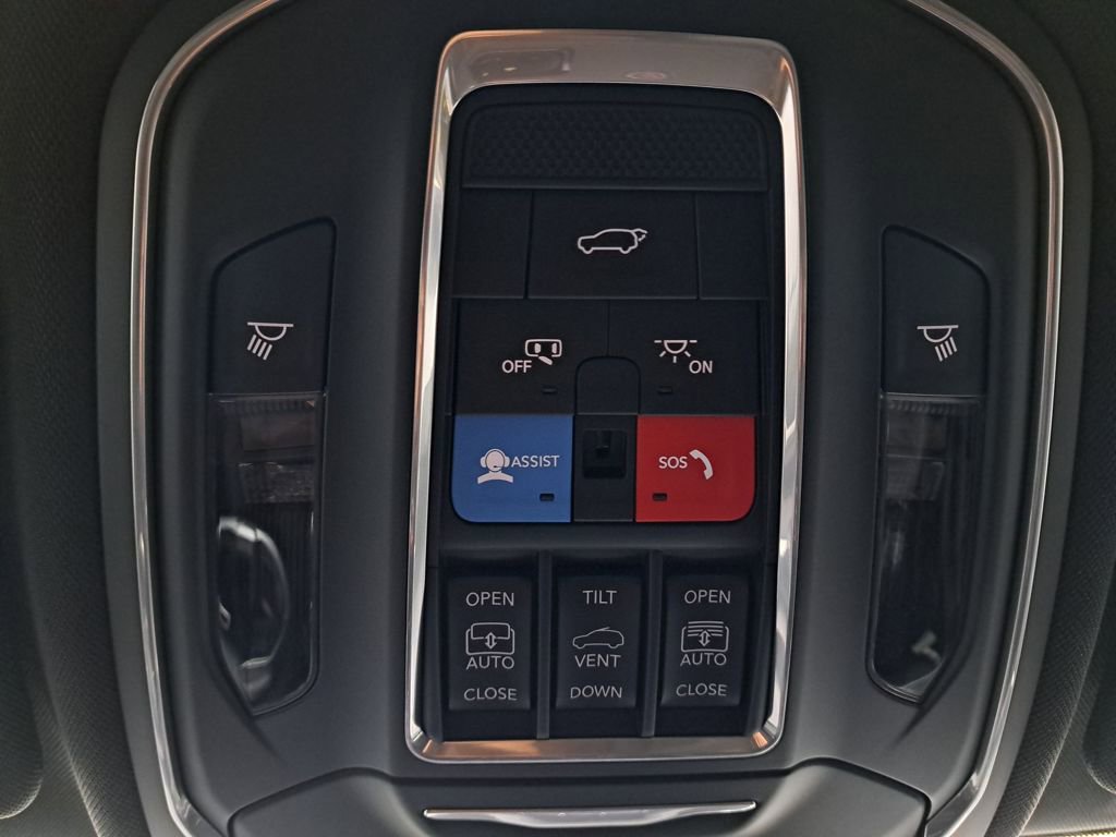 New 2025 Jeep Grand Cherokee Limited w/ MOPAR Finishing Package image 25