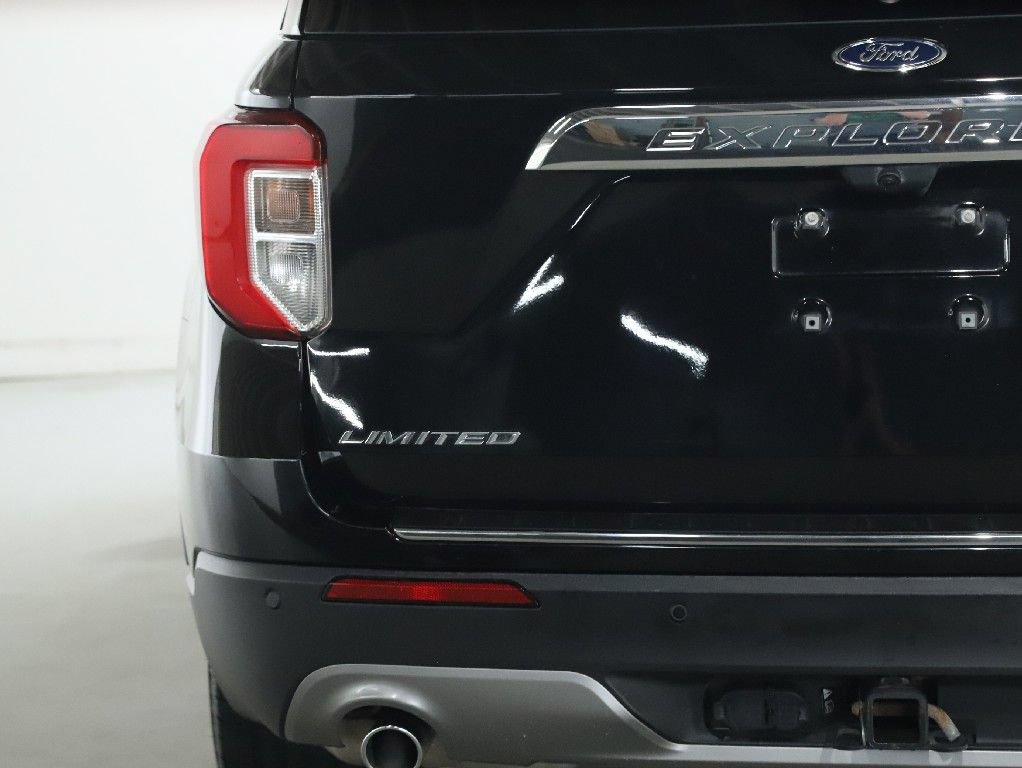 Used 2022 Ford Explorer Limited w/ Equipment Group 301A AWD/4WD image 45