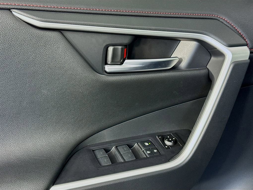 Used 2025 Toyota RAV4 XSE image 24