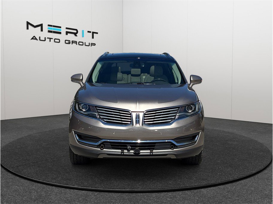 Used 2018 Lincoln MKX Reserve w/ Driver Assistance Package image 3