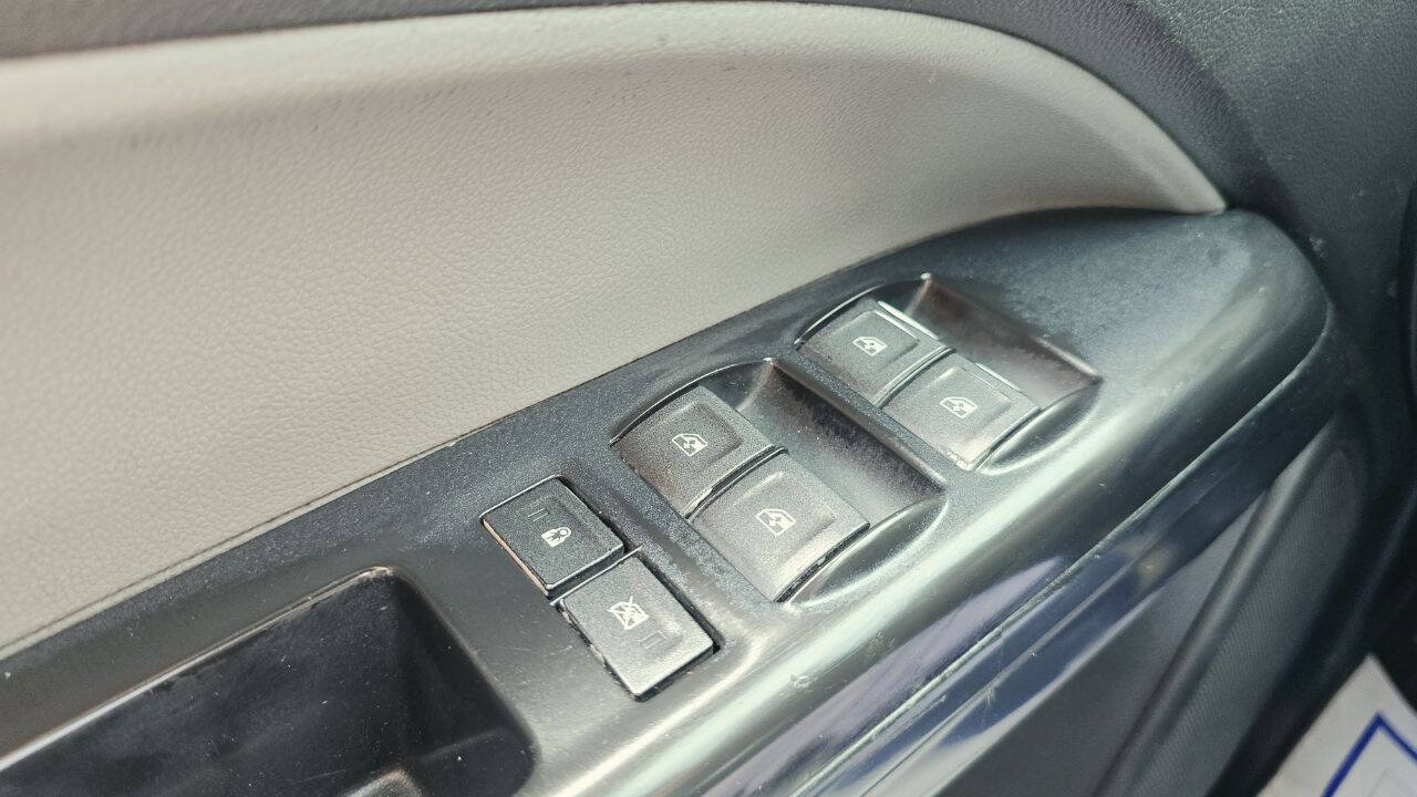 Used 2017 Chevrolet Colorado W/T RWD image 20