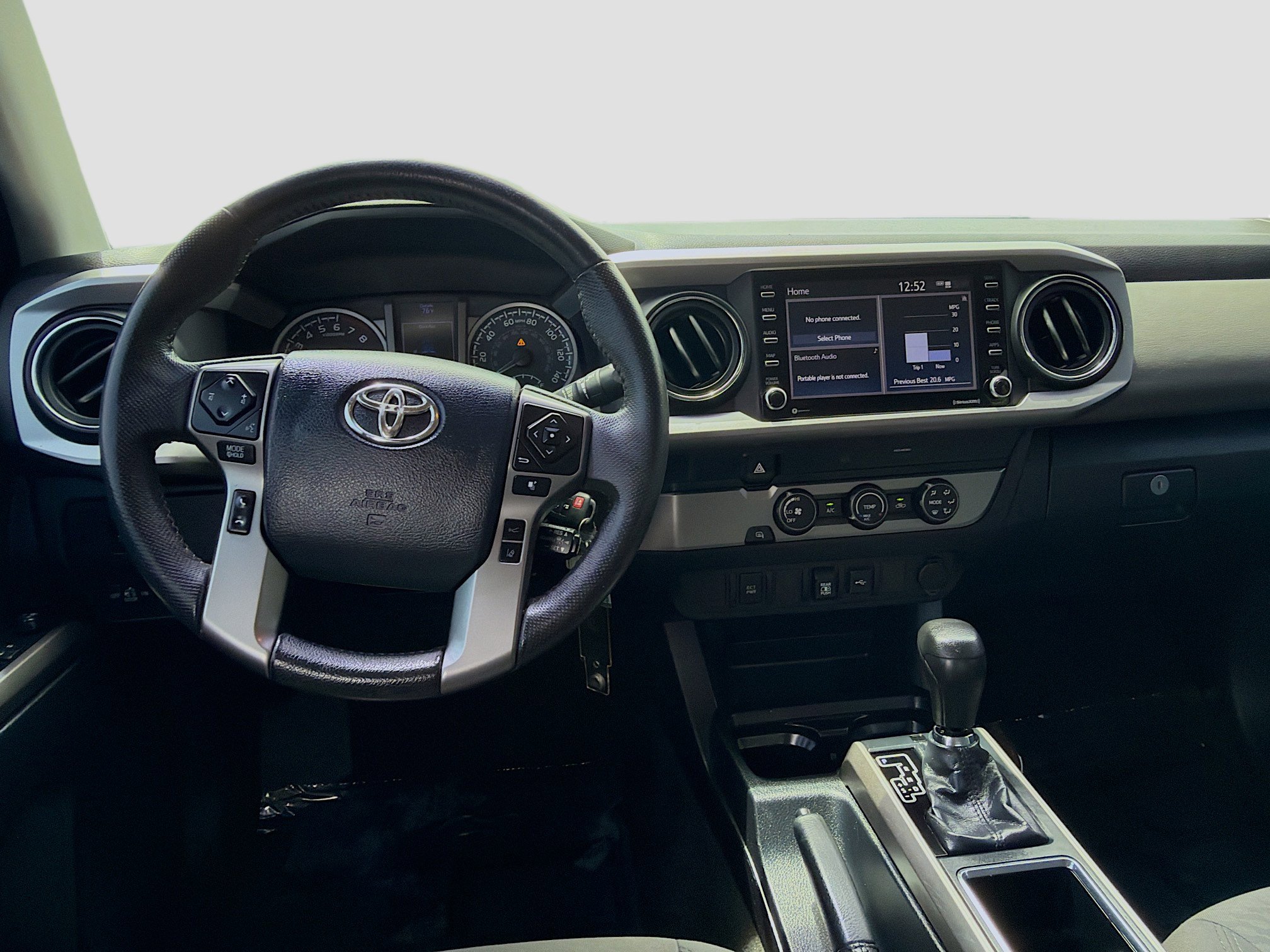 Used 2020 Toyota Tacoma SR5 image 21