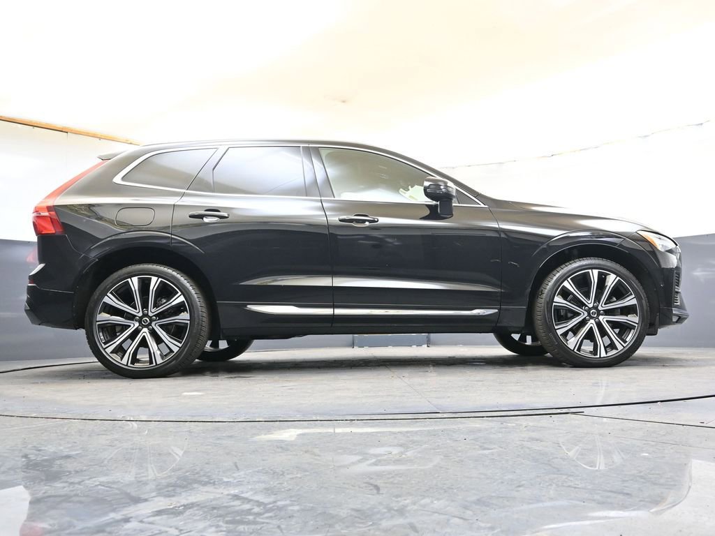 Used 2023 Volvo XC60 B5 Ultimate w/ Climate Package AWD/4WD image 40