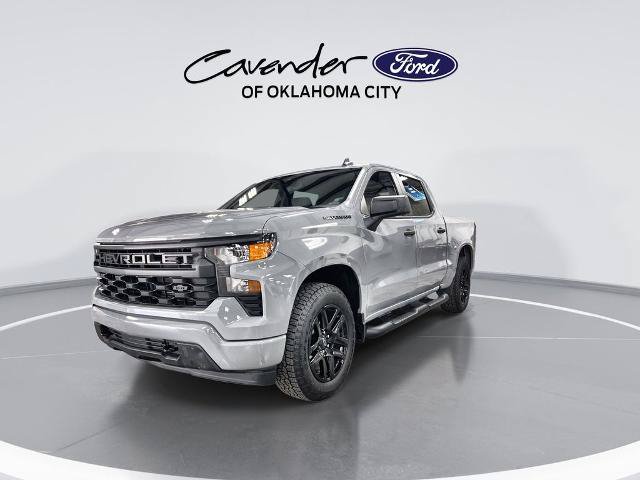 Used 2024 Chevrolet Silverado 1500 Custom w/ Turbomax Blackout Package AWD/4WD image 4