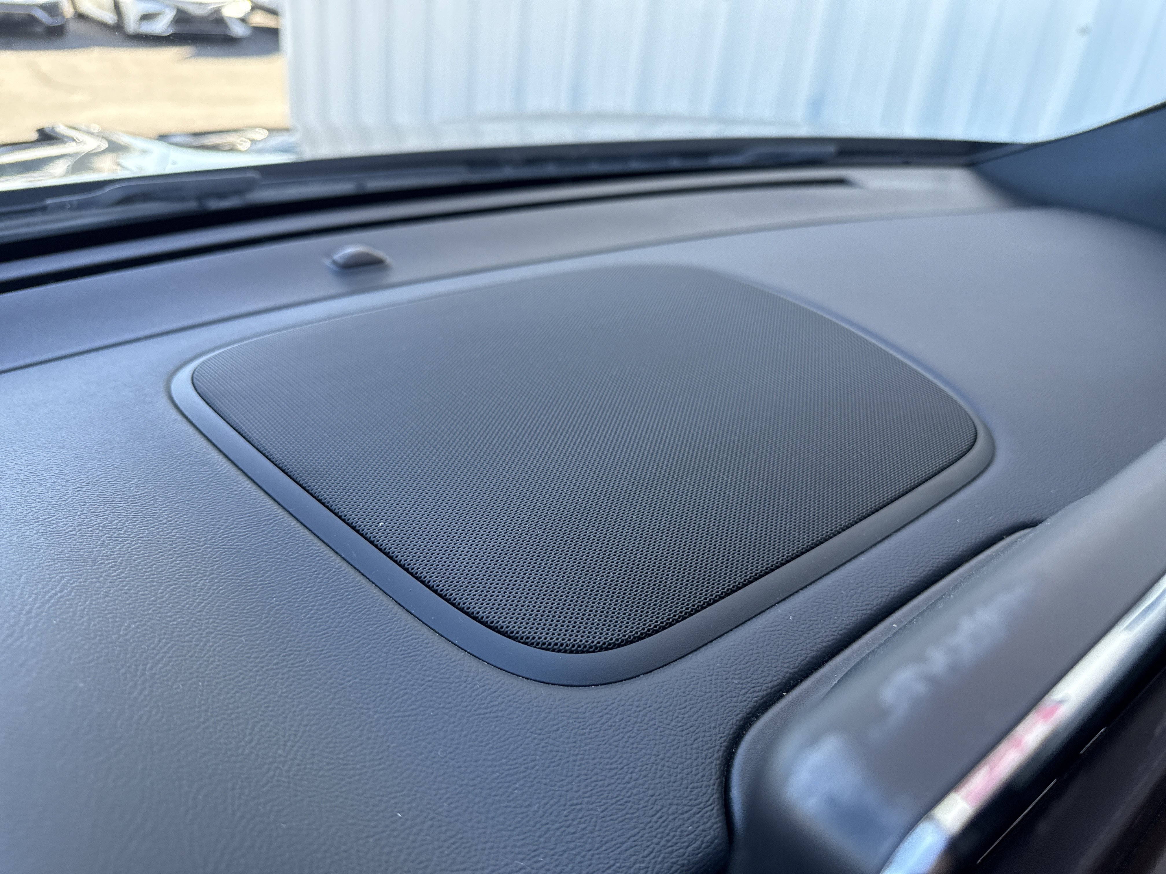 Used 2022 Lincoln Nautilus Reserve w/ Equipment Group 201A image 24