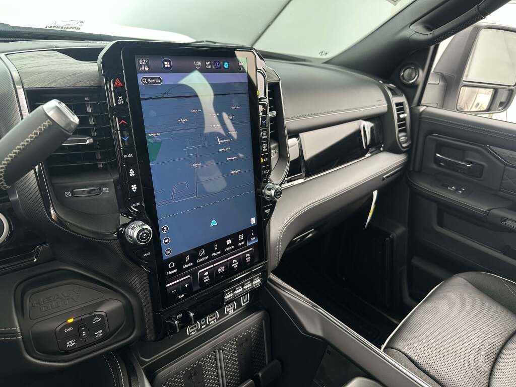 New 2026 RAM 2500 Limited image 32