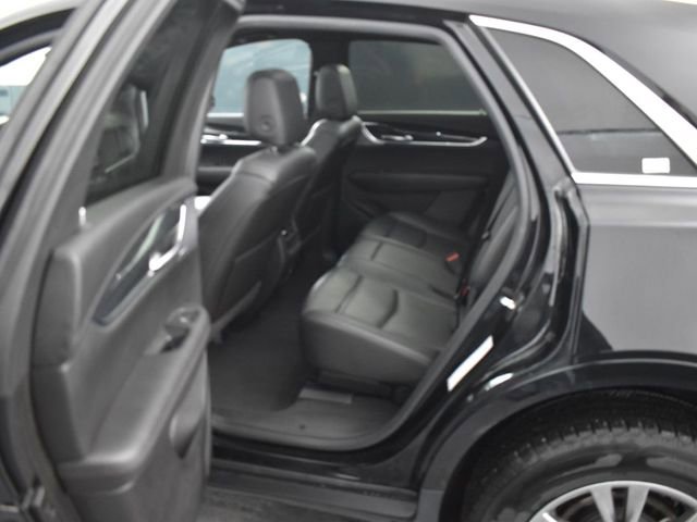 Used 2023 Cadillac XT5 Premium Luxury image 32