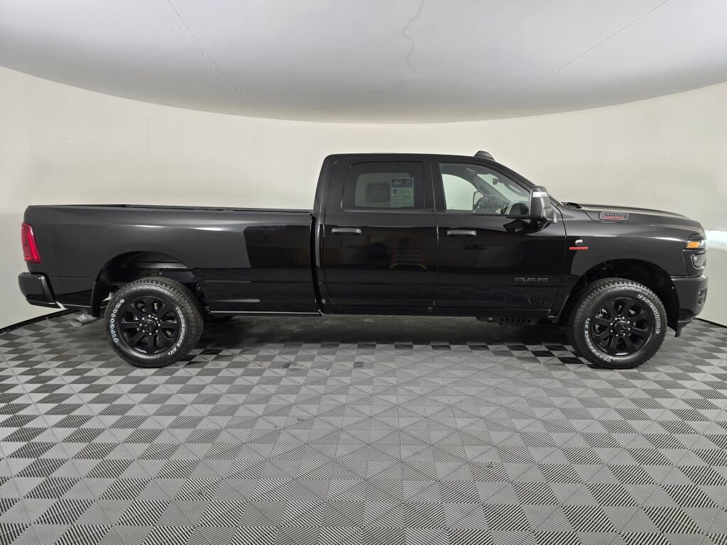 New 2025 RAM 3500 Big Horn image 3