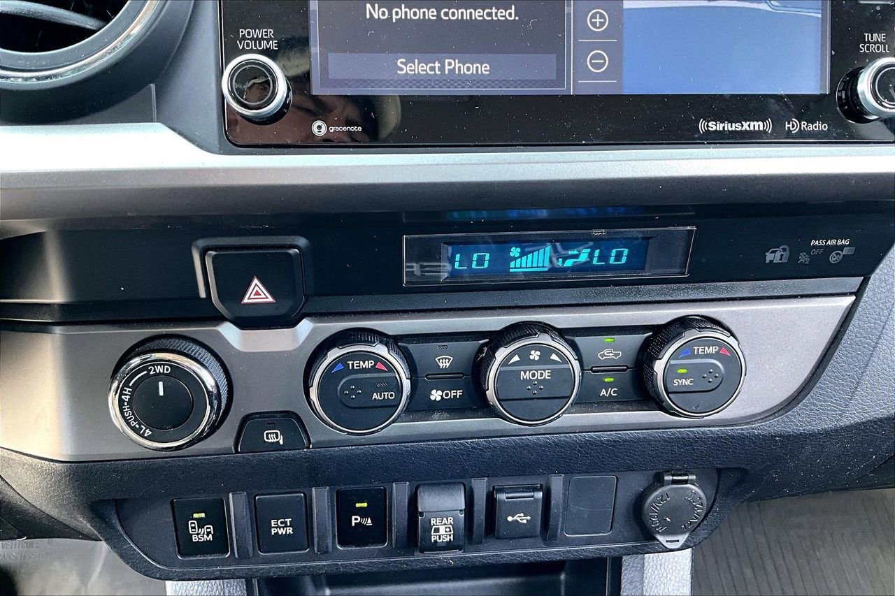 Used 2022 Toyota Tacoma SR5 image 25