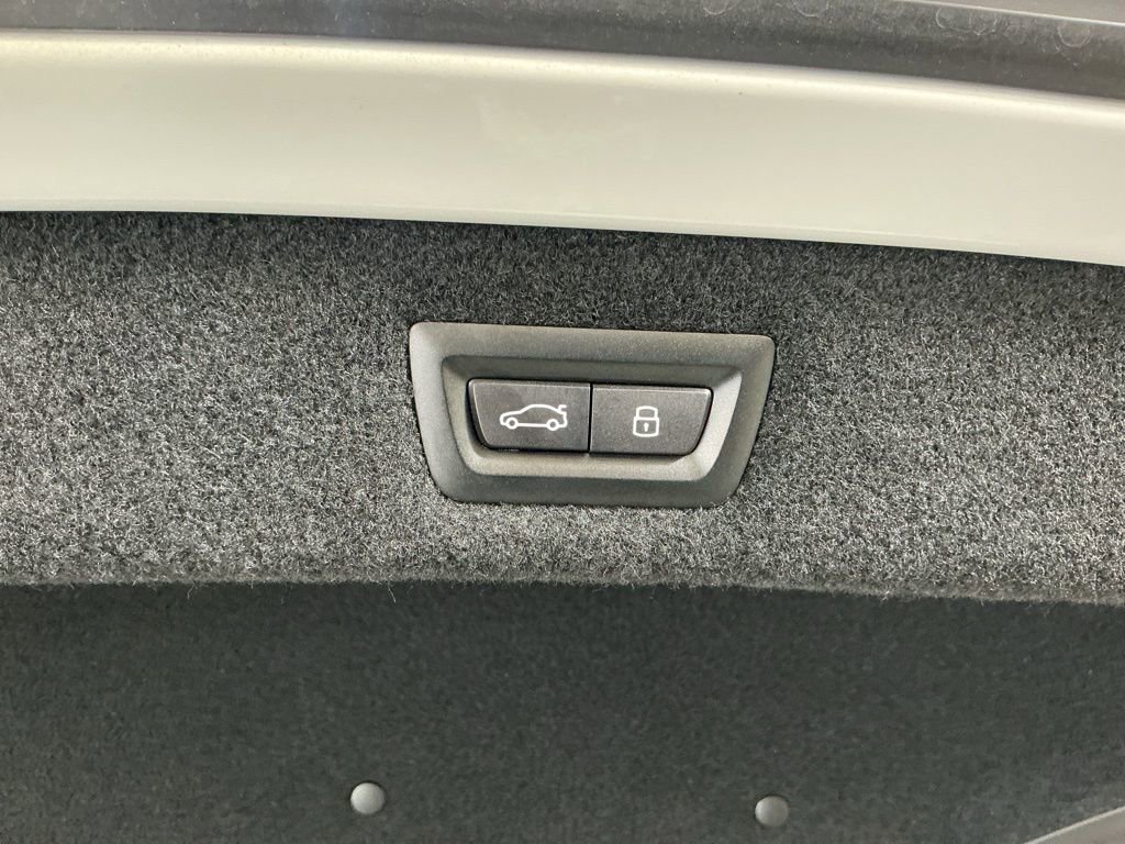 Certified 2025 BMW 840i image 33