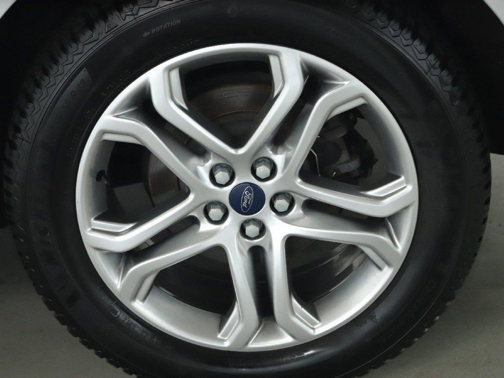 Used 2018 Ford Edge Titanium image 39