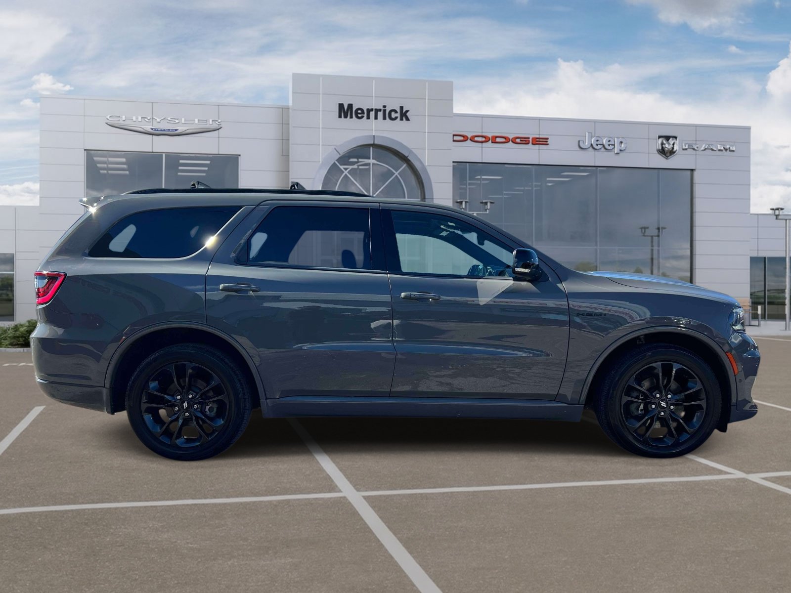 Used 2025 Dodge Durango R/T AWD/4WD image 4