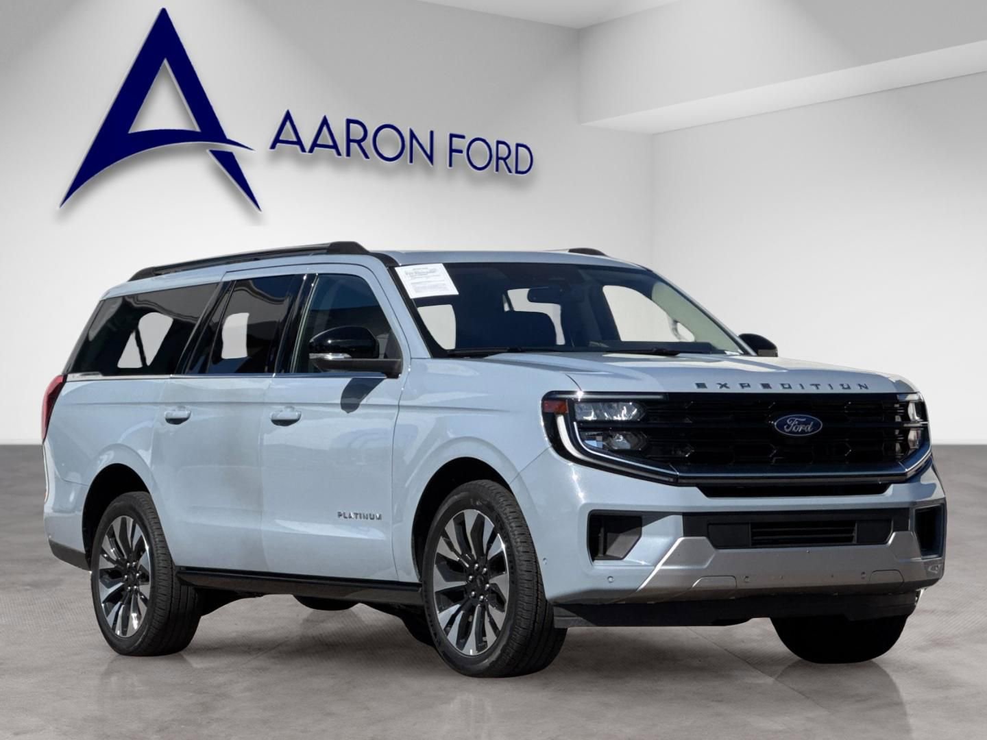Used 2025 Ford Expedition Max Platinum w/ Driver's Package image 8