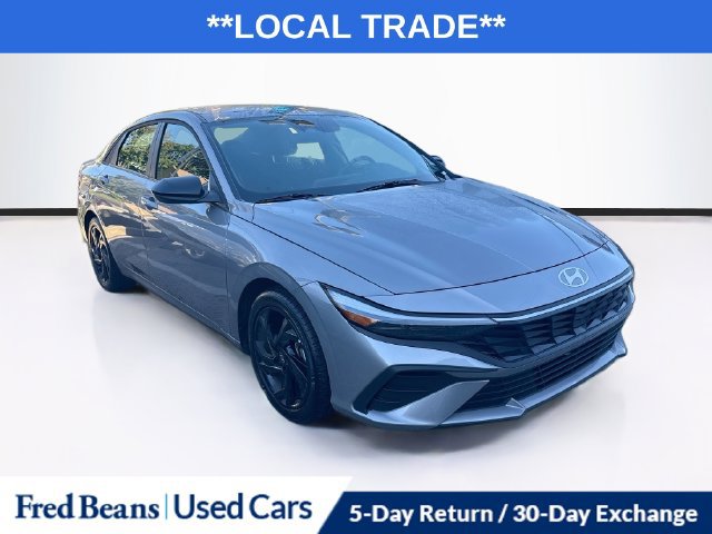 Used 2026 Hyundai Elantra Sport FWD image 1