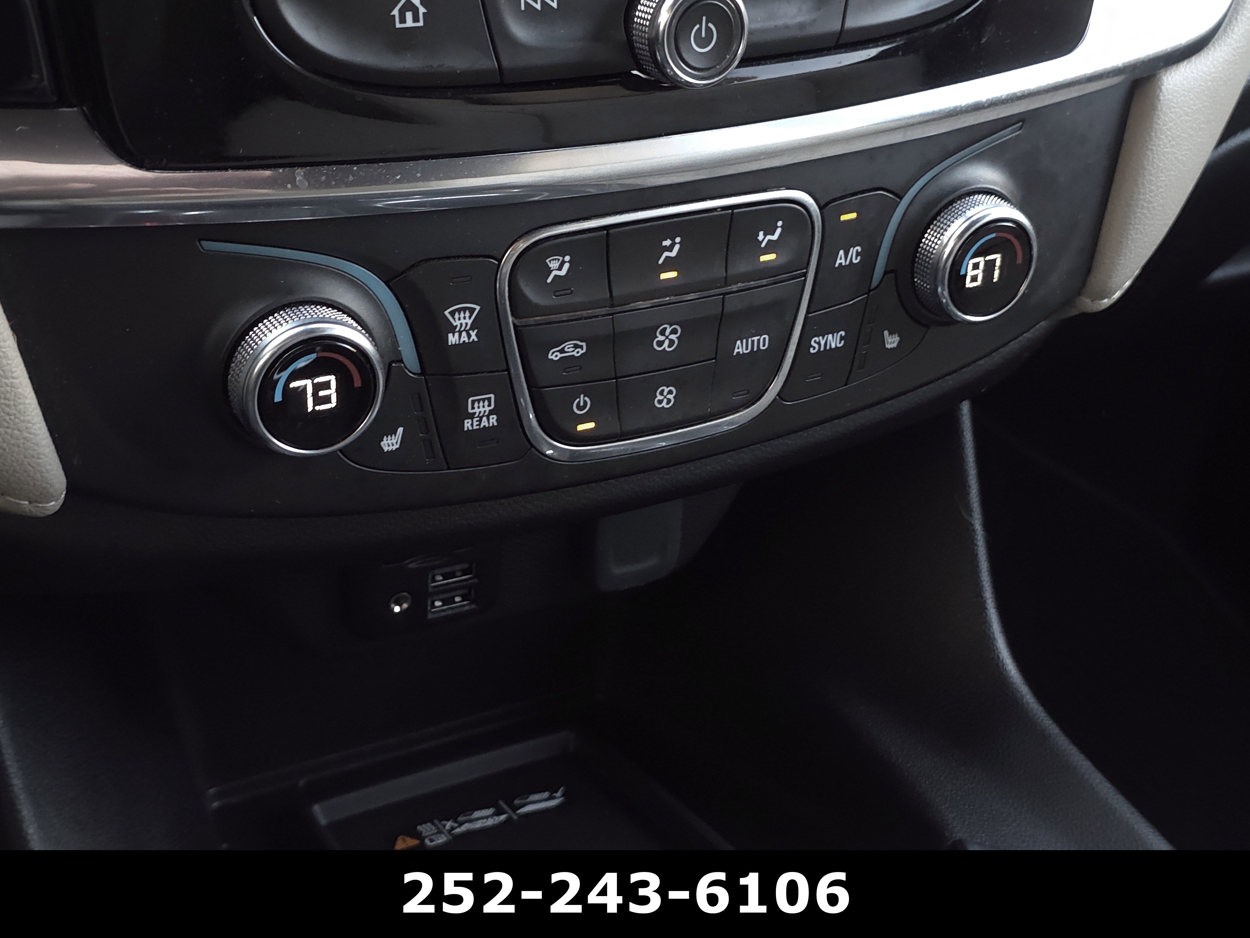 Used 2023 Chevrolet Traverse LT w/ LT Premium Package image 16