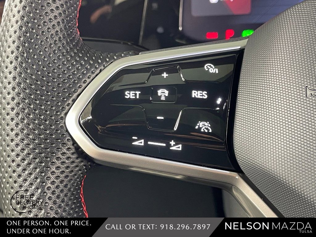 Used 2023 Volkswagen GTI SE image 23