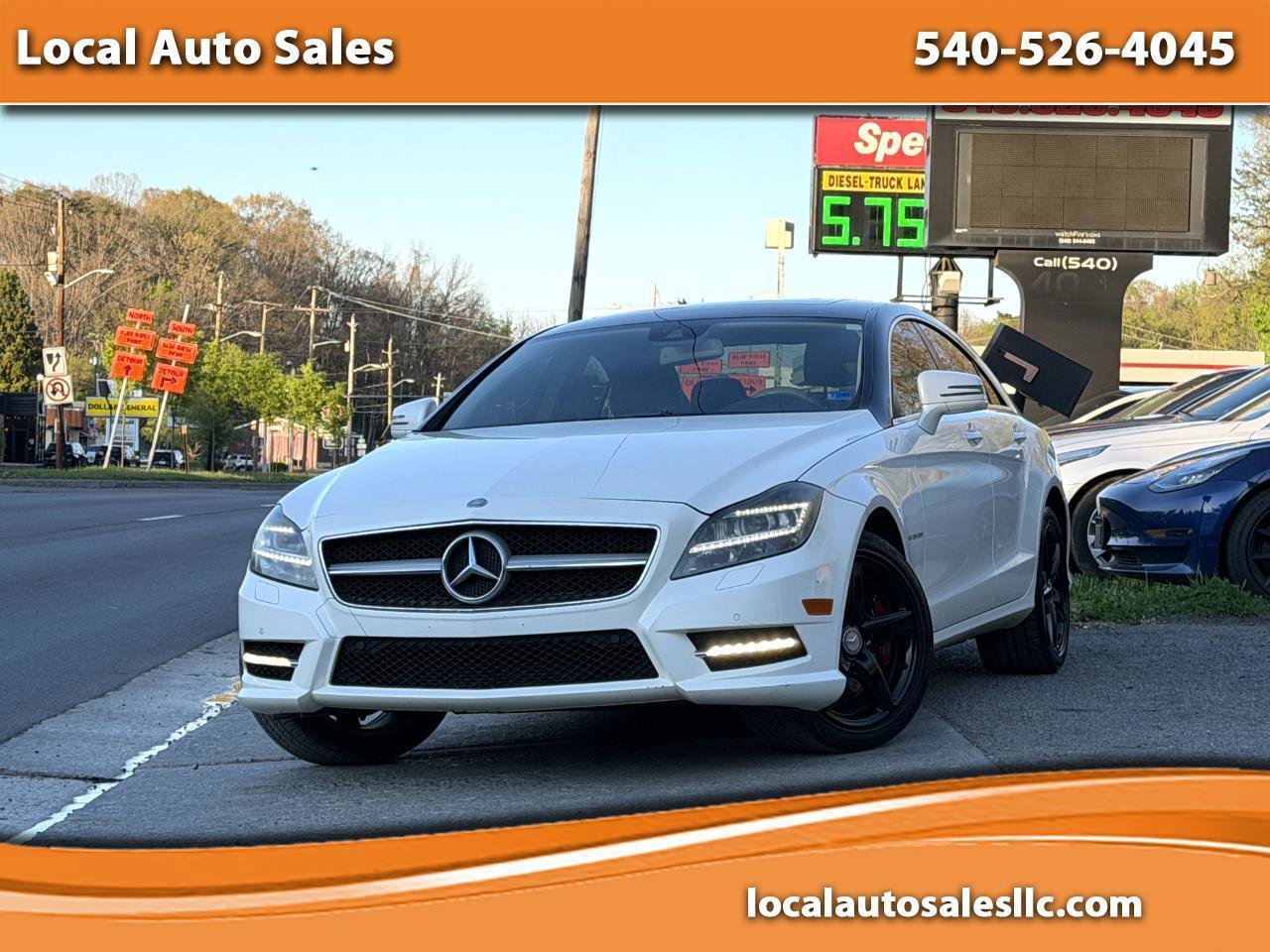 Used 2013 Mercedes-Benz CLS 550 4MATIC w/ Premium I Pkg image 1