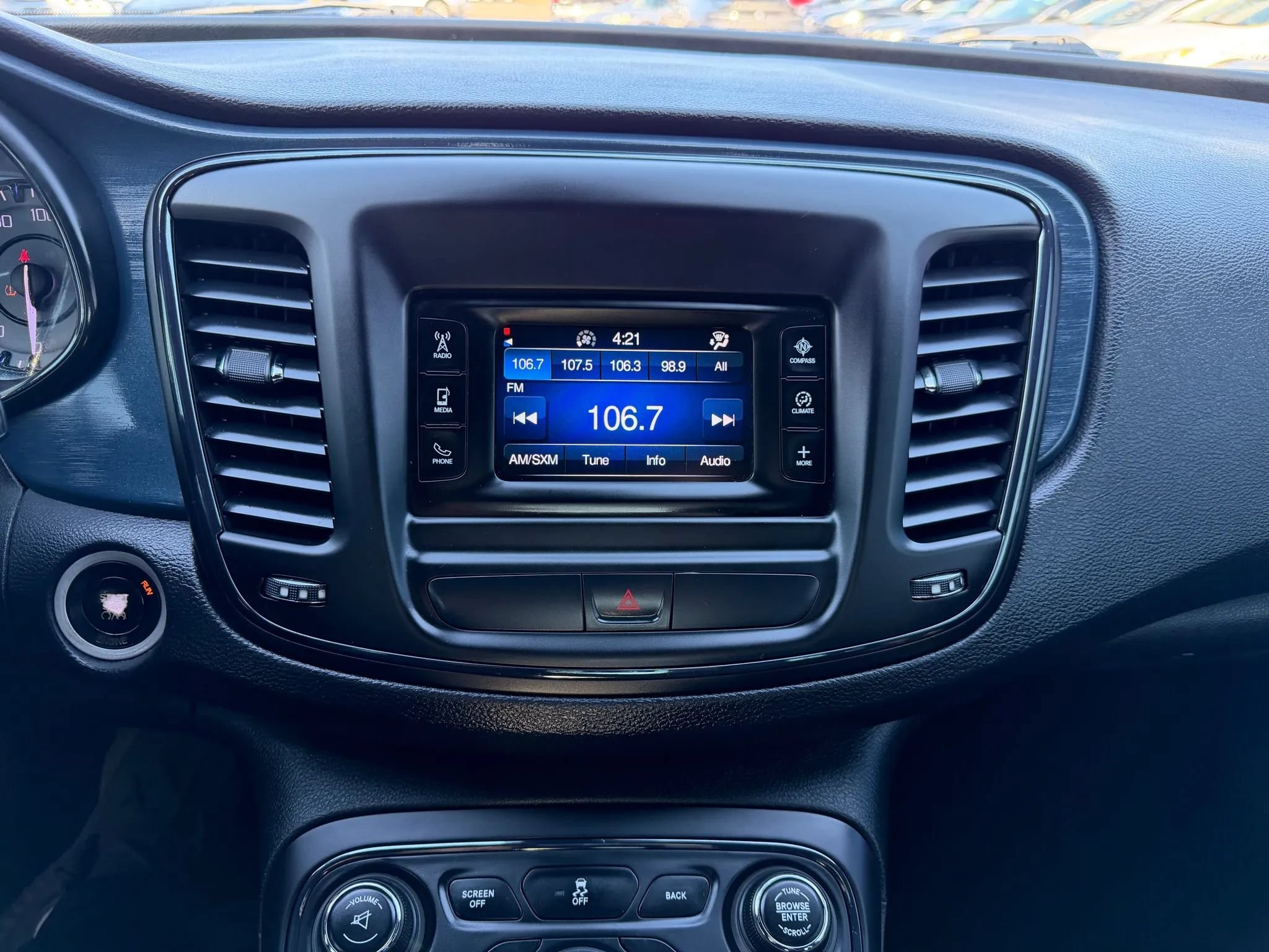 Used 2015 Chrysler 200 S FWD image 16