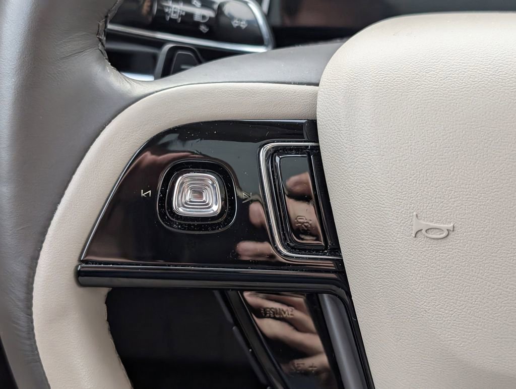 Used 2024 Lincoln Corsair Reserve w/ Equipment Group 201A image 22