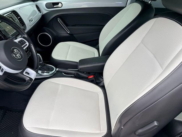 Used 2017 Volkswagen Beetle 1.8T SE image 21