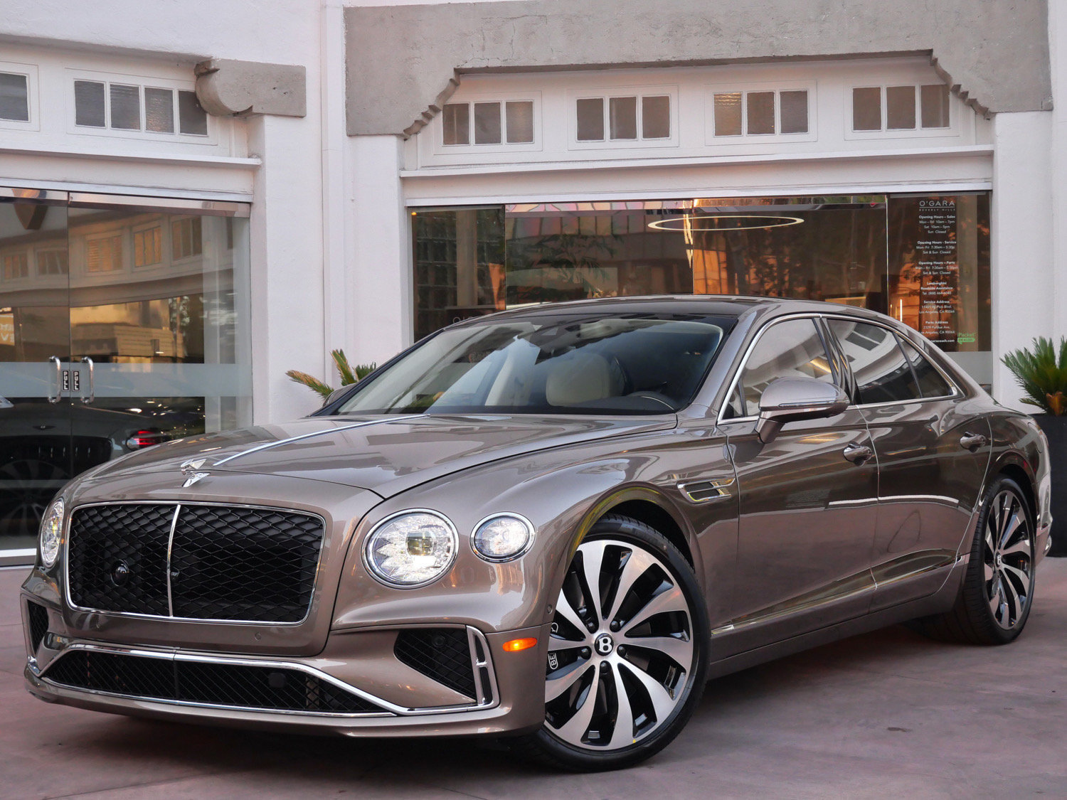 New 2026 Bentley Flying Spur V8 AWD/4WD image 12