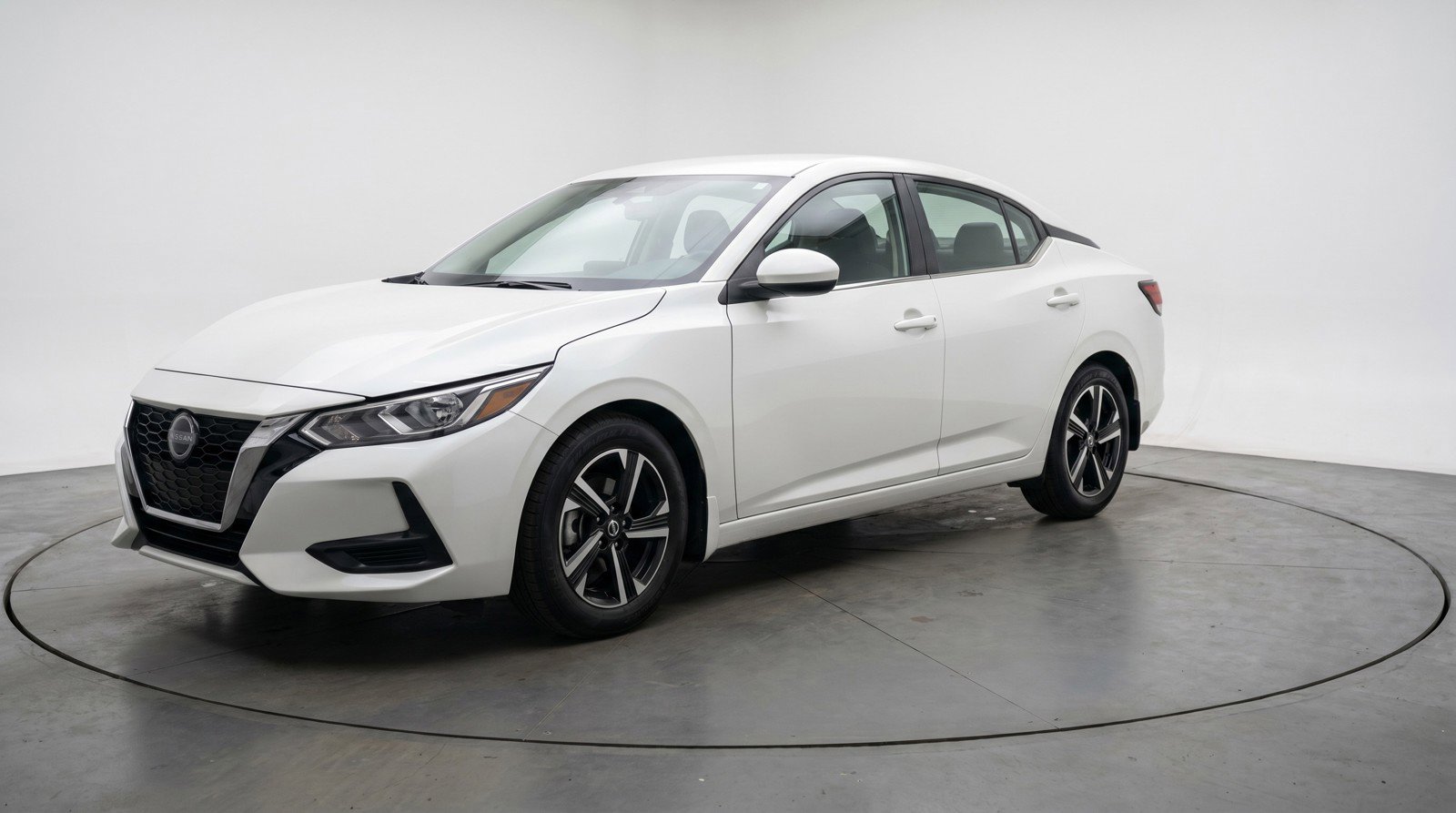 Used 2024 Nissan Sentra SV FWD image 3