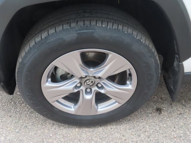 Used 2023 Toyota RAV4 XLE w/ Convenience Package AWD/4WD image 16