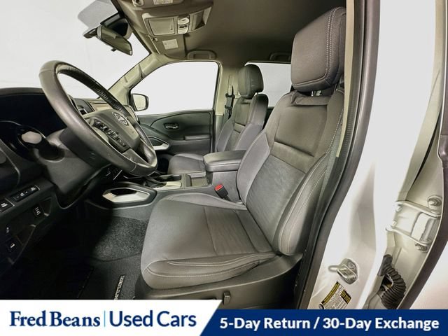 Used 2023 Nissan Frontier SV w/ SV Convenience Package AWD/4WD image 27