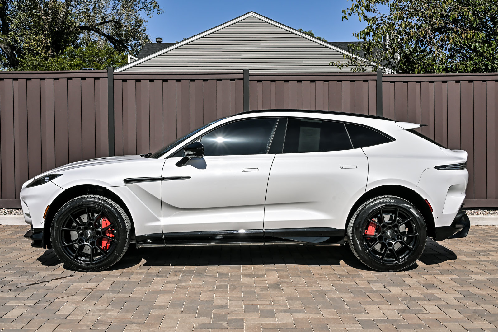 Used 2023 Aston Martin DBX 707 AWD/4WD image 4