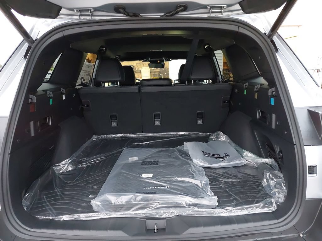 New 2026 Subaru Outback Touring XT AWD/4WD image 11