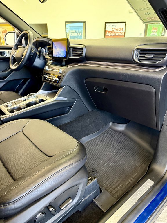 Used 2020 Ford Explorer Limited AWD/4WD image 12