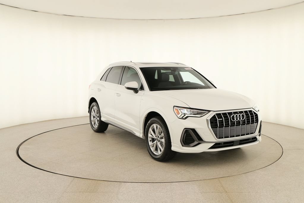 Certified 2024 Audi Q3 2.0T Premium AWD/4WD image 10