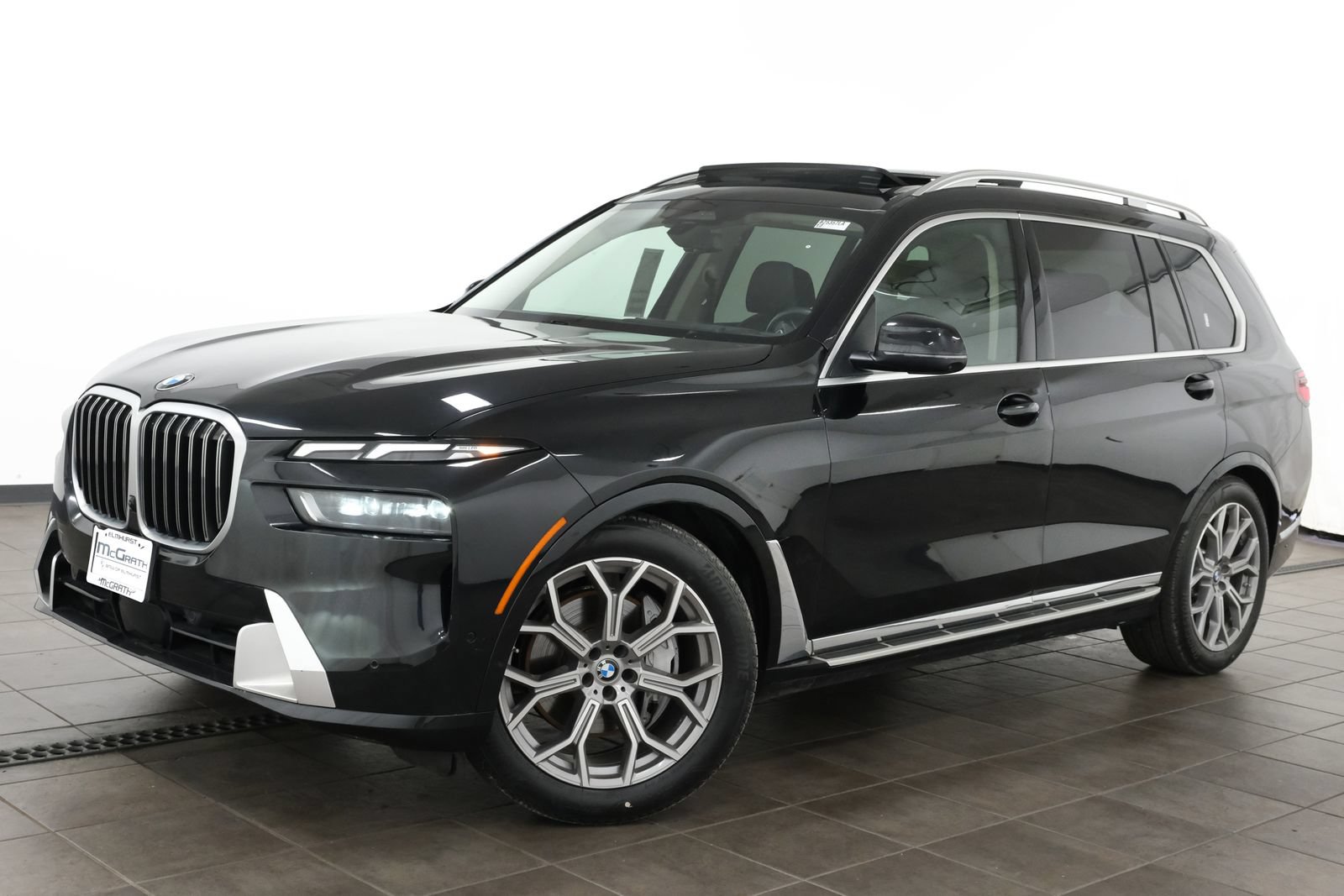 Used 2024 BMW X7 xDrive40i AWD/4WD image 1