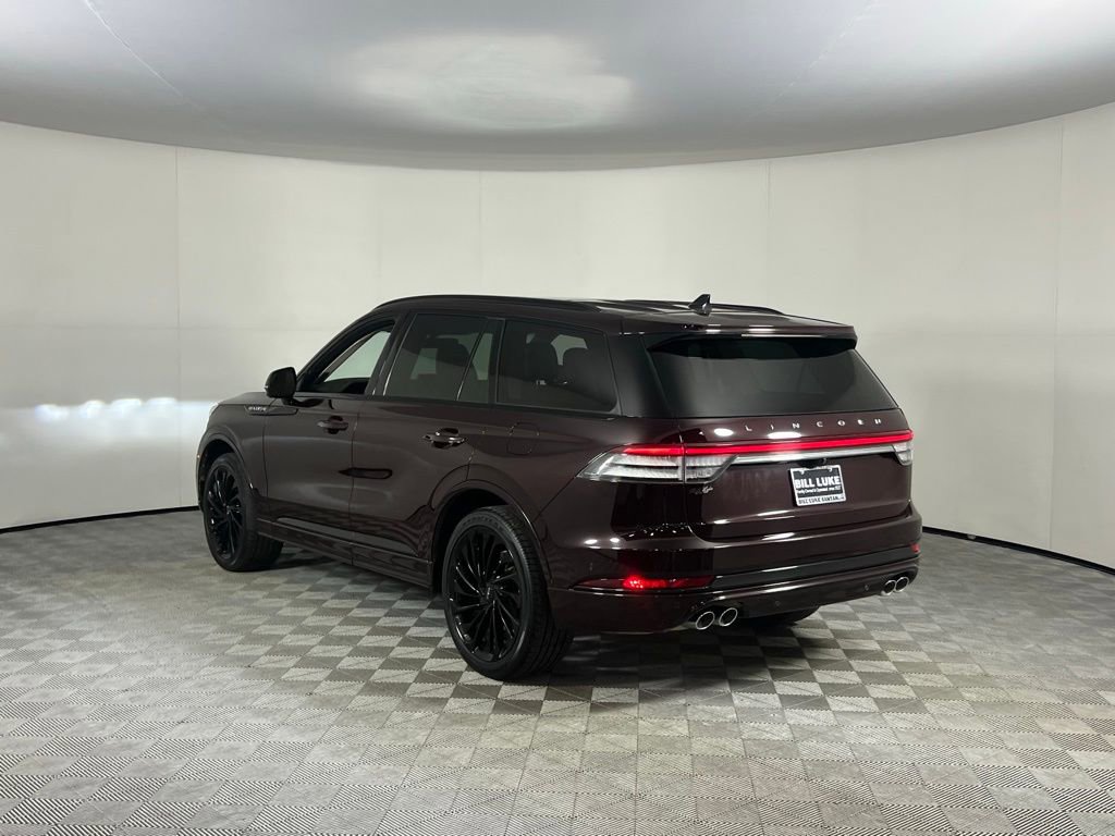 Used 2023 Lincoln Aviator Reserve w/ Equipment Group 201A image 9