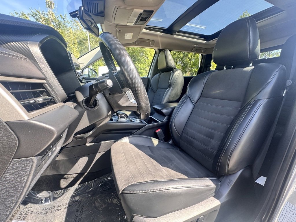 Used 2023 Mitsubishi Outlander 4WD image 20