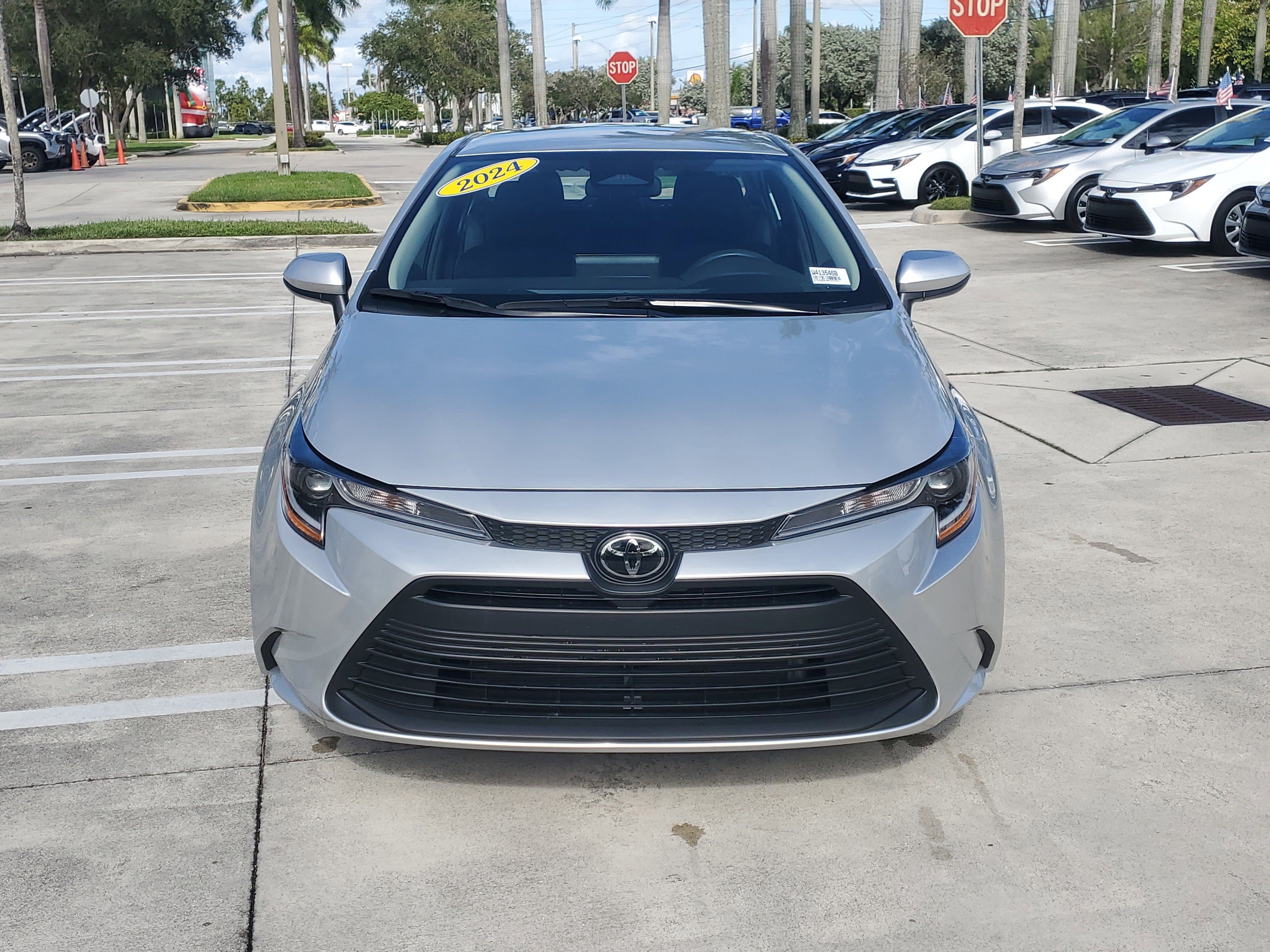 Used 2024 Toyota Corolla LE image 8