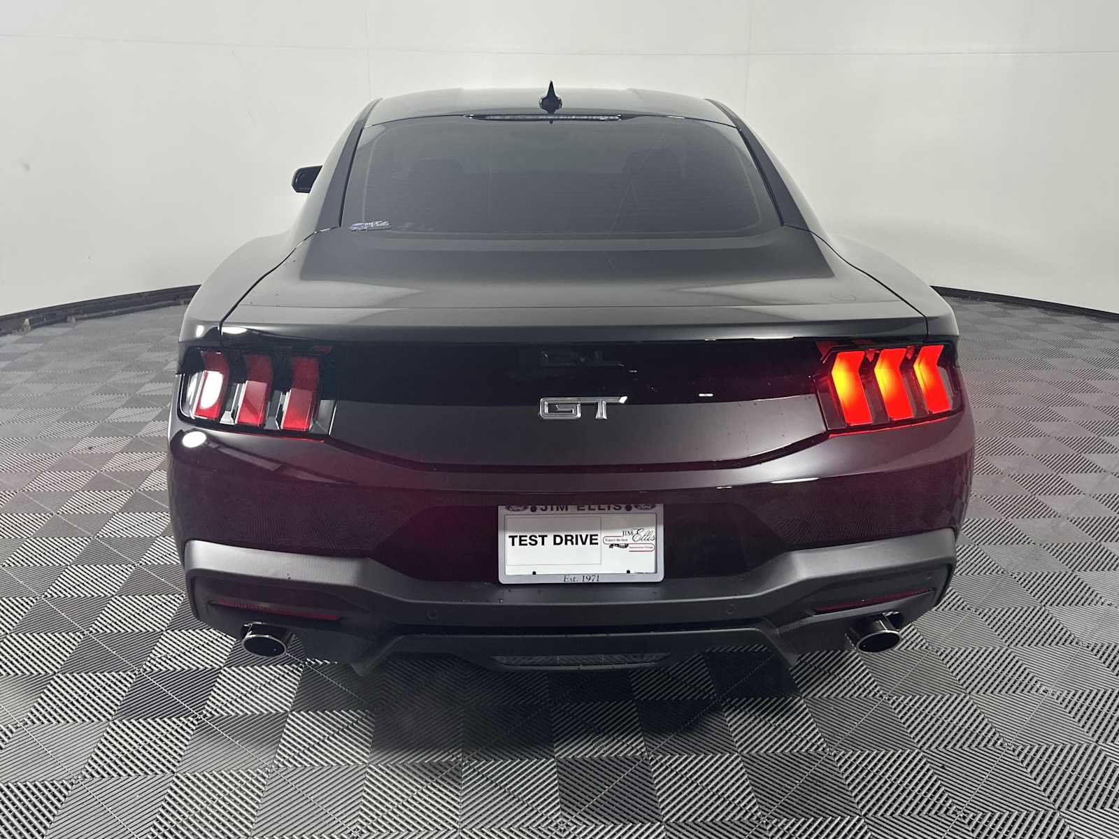 Used 2025 Ford Mustang GT Premium image 6