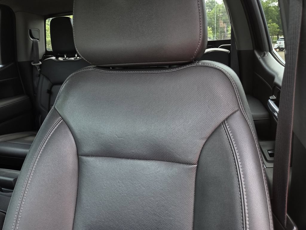 Used 2021 Chevrolet Silverado 1500 LTZ AWD/4WD image 19