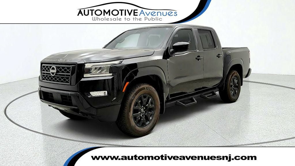 Used 2023 Nissan Frontier SV w/ Midnight Edition Package