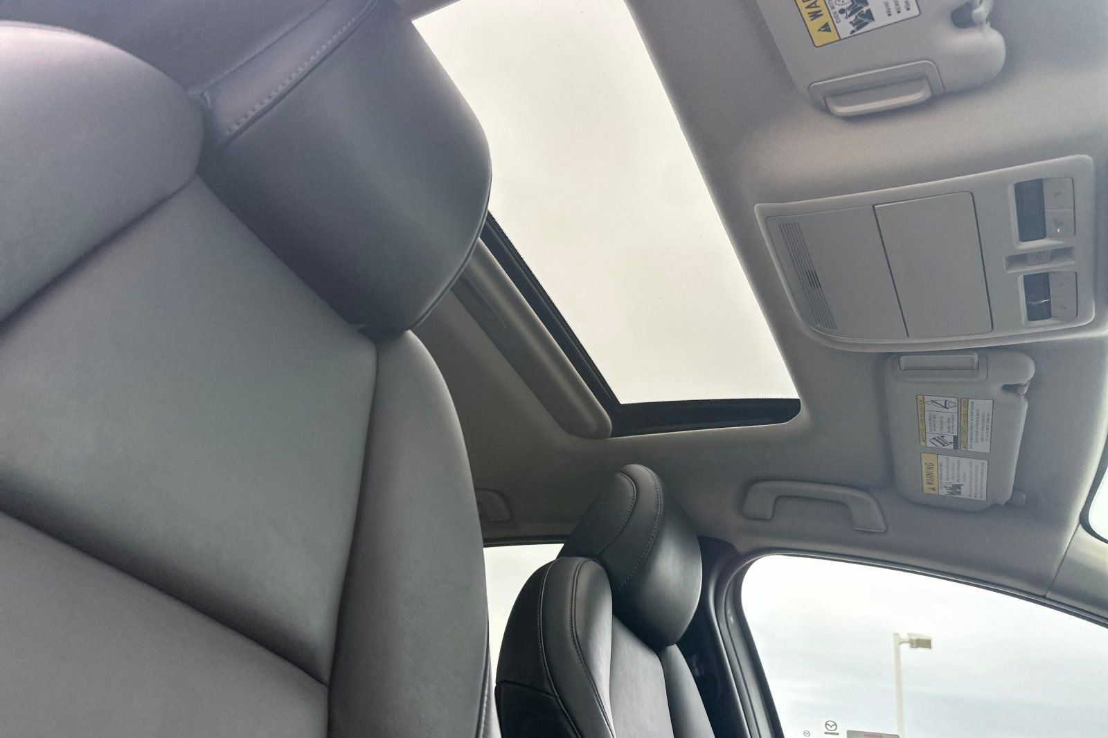 Used 2024 MAZDA CX-30 AWD 2.5 S w/ Preferred Package image 19