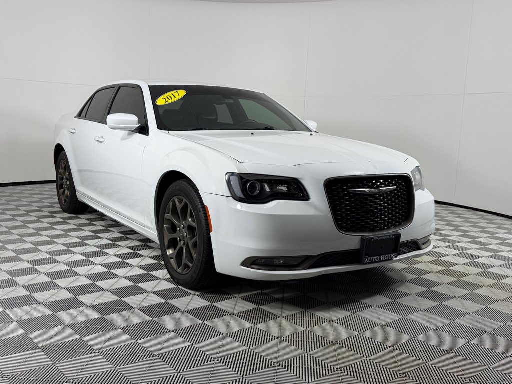 Used 2017 Chrysler 300 S AWD/4WD image 3