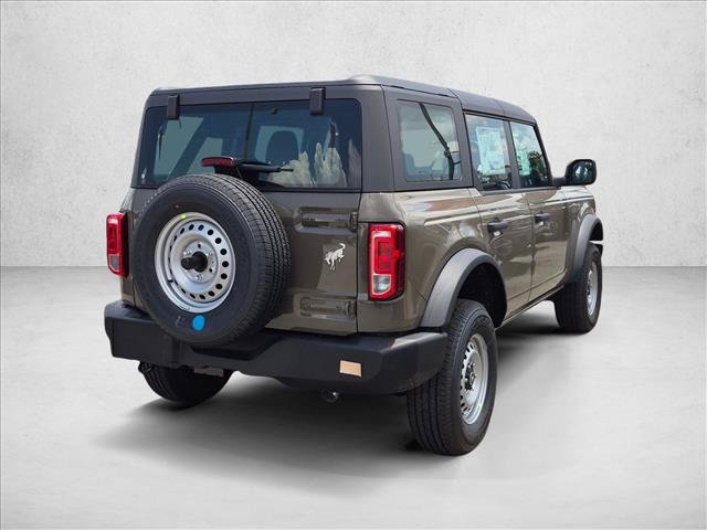 New 2026 Ford Bronco 4-Door AWD/4WD image 2