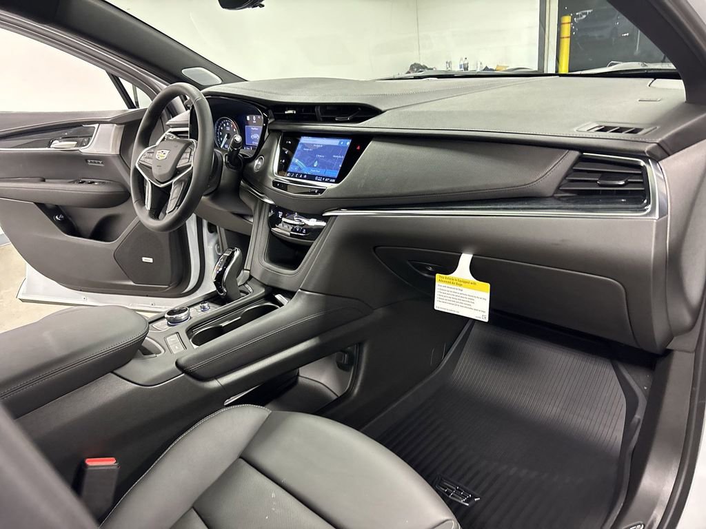 New 2025 Cadillac XT5 Premium Luxury w/ Technology Package image 34