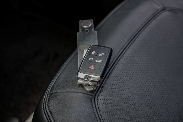 Used 2024 Land Rover Defender 110 S AWD/4WD image 66