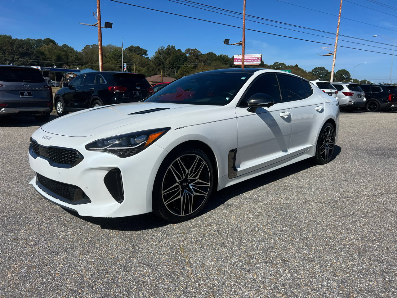Used 2022 Kia Stinger GT2 image 12
