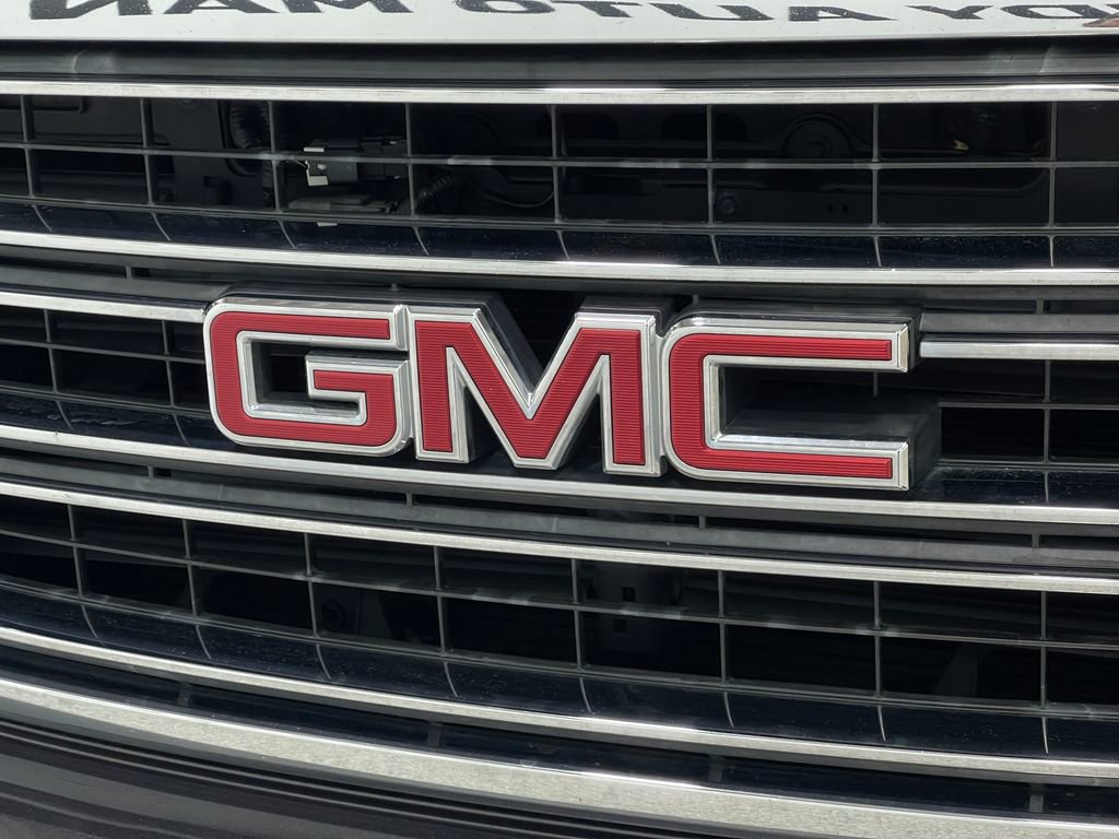 Used 2018 GMC Yukon SLT w/ HD Trailering Package image 41