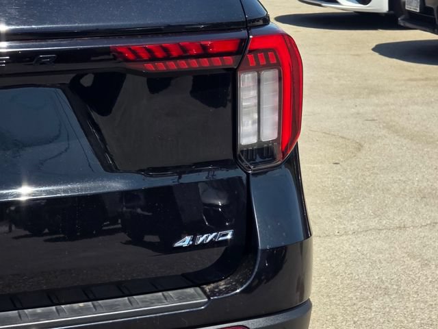 Certified 2025 Ford Explorer ST-Line AWD/4WD image 6